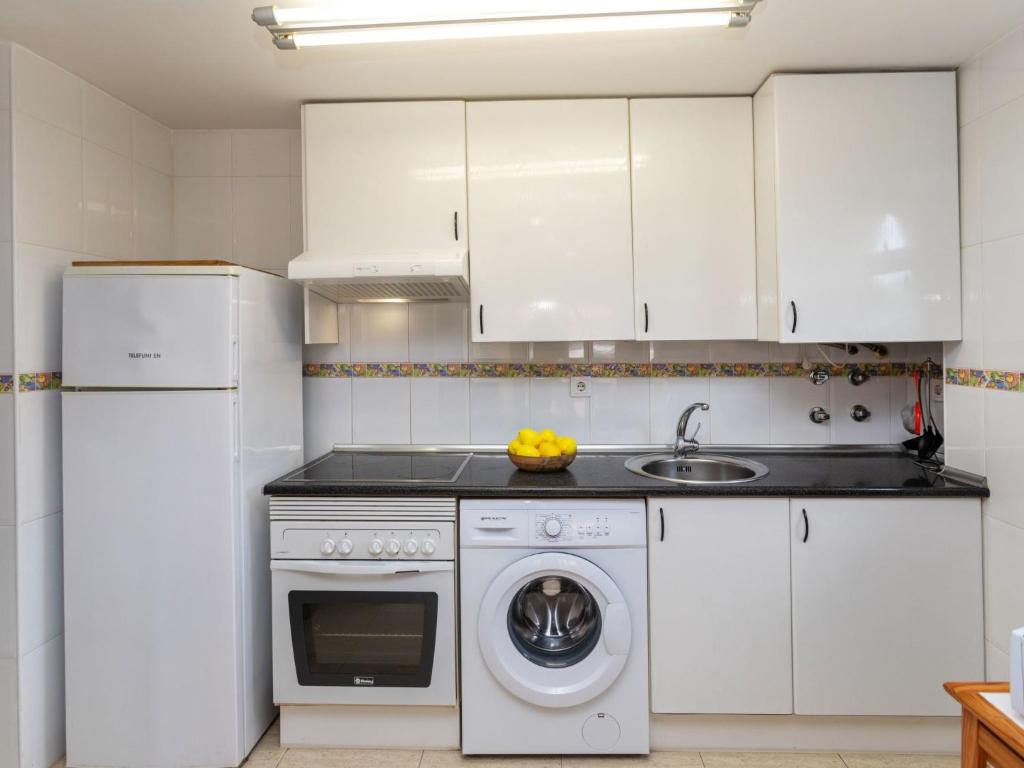 Apartment Montserrada 2 by Interhome - 5