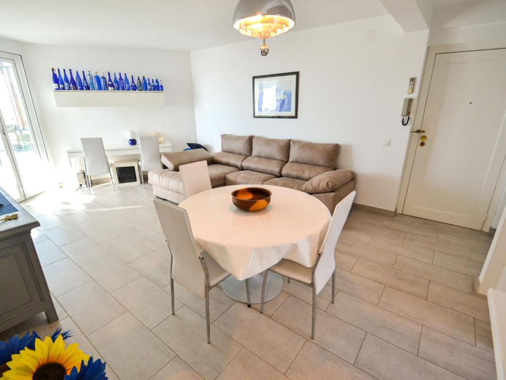 Apartment Formentor by Interhome - 3