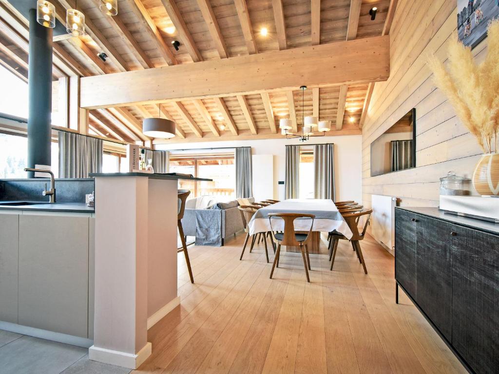 Superbe appartement 143m², 4 chambres, proche des pistes, prestations haut de gamme - FR-1-613-101 - 5