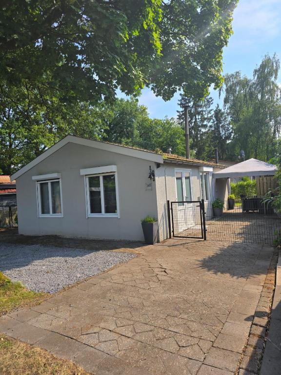 T'chaletje met hottub, Lanaken