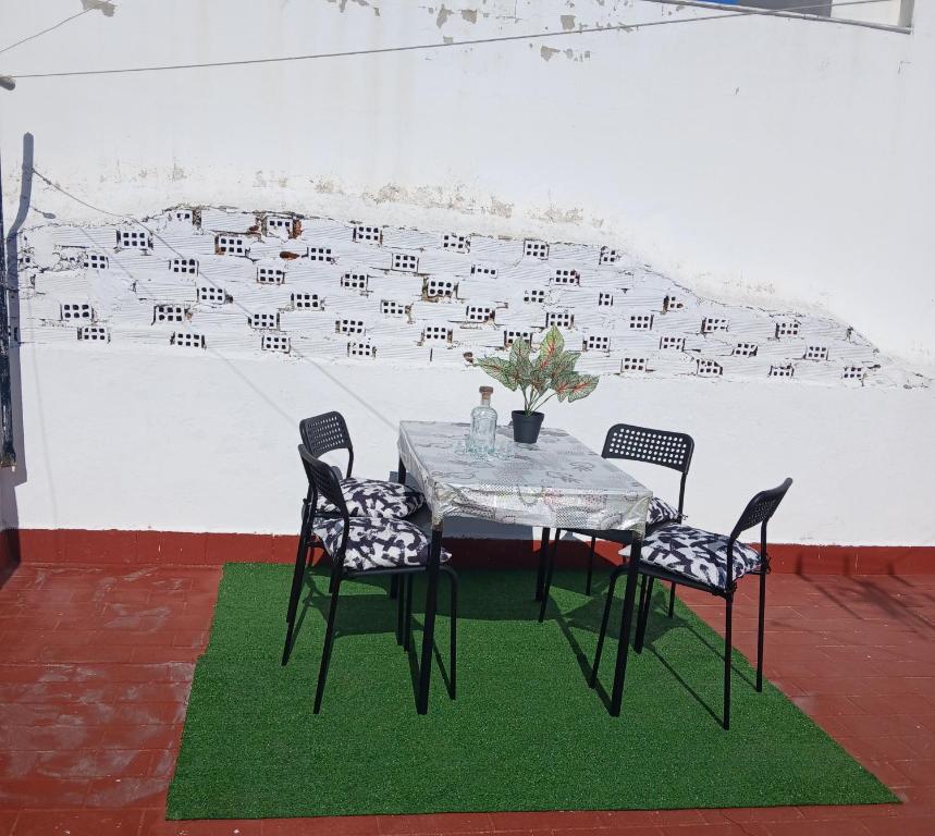 Alojamiento Gardenia 200m de la playa, Aire Acondicionado WiFi y WiFi solo familias y parejas - 2