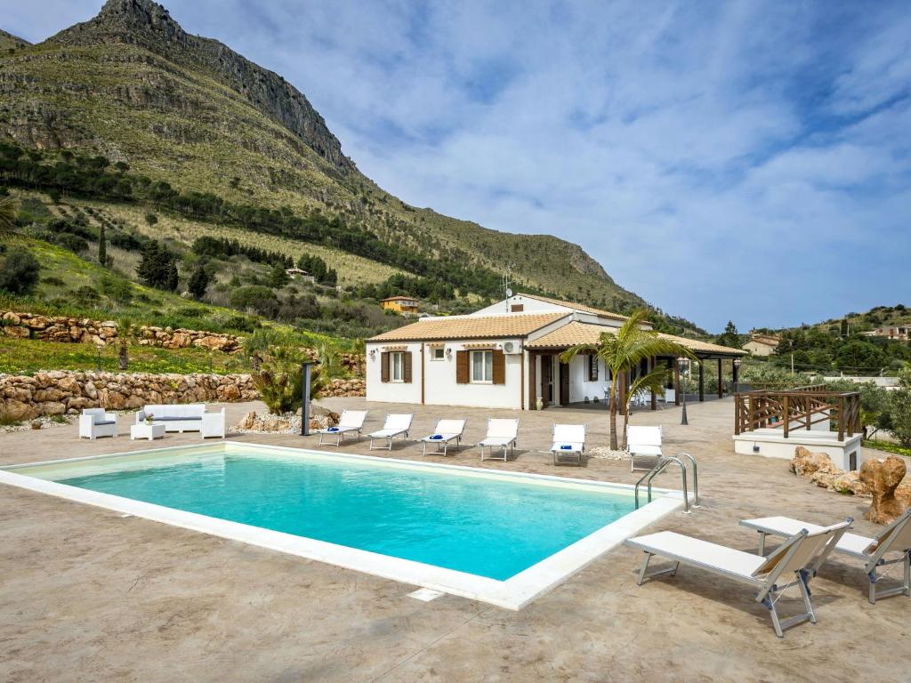 Villa Mari e Monti by Interhome - 1