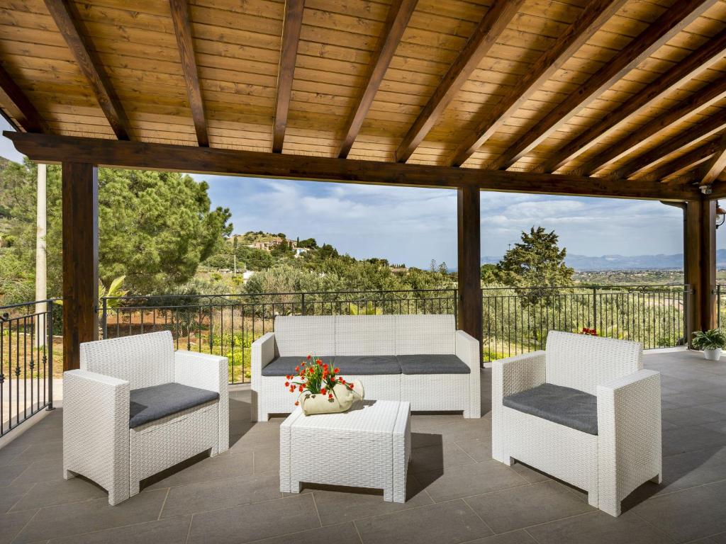 Villa Mari e Monti by Interhome - 2