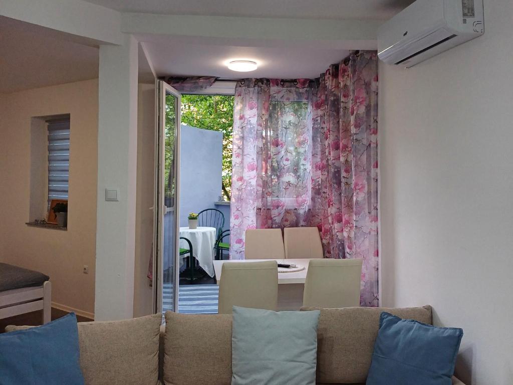 Zen3 Studio app, Bihać