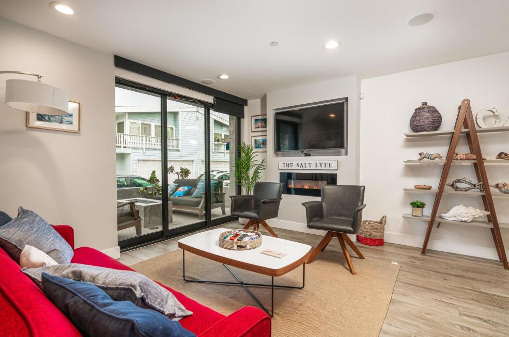 Pier to Pier, Newport Beach