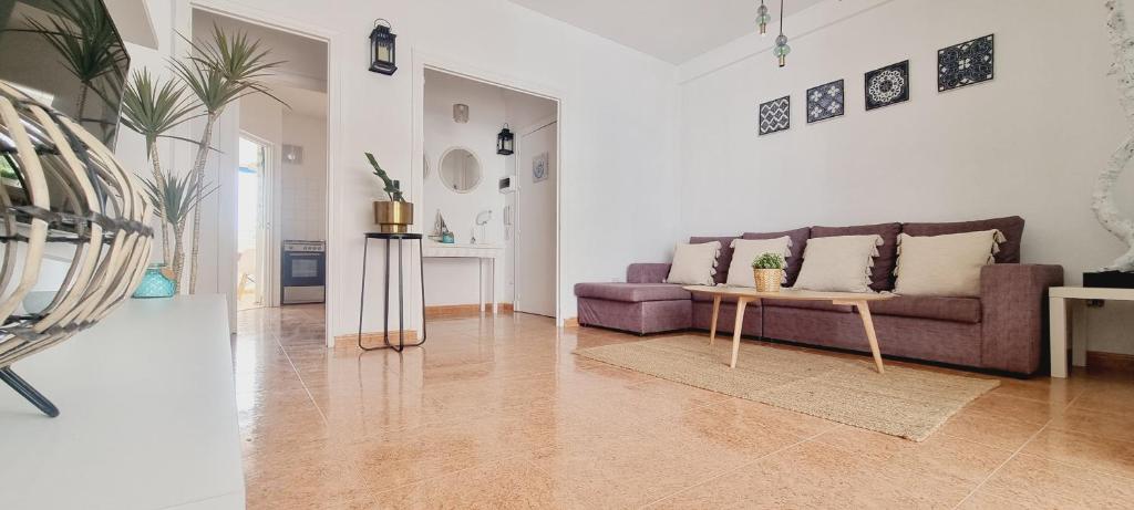 AGUILAS BEACH HOUSE - Excelente Ubicacion - Frente a Playa las Delicias - 5