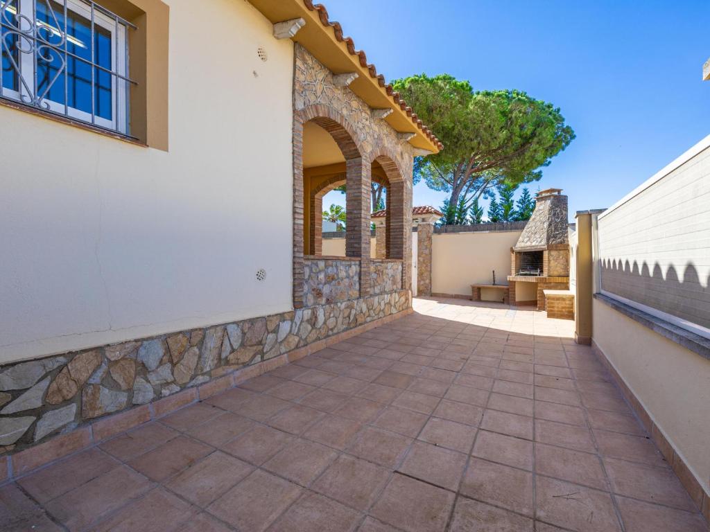 Casa familiar con Wi-Fi y aire acondicionado, cerca de la playa - ES-325-8 - 2