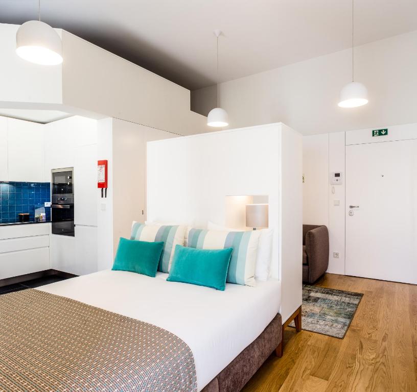 Apartment with Terrace