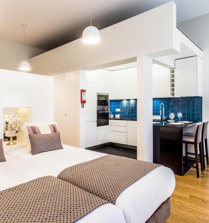 Apartment with Balcony