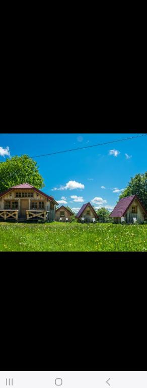 Maple bungalows - 1