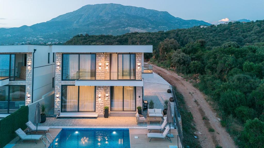 Omena Luxury Villas - 1