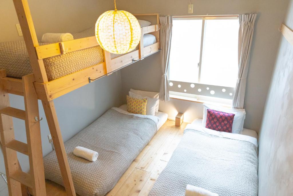 東京光明旅館 (Tokyo Hikari Guest House)