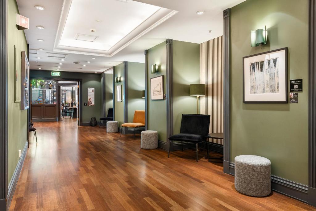 First Hotel Marin