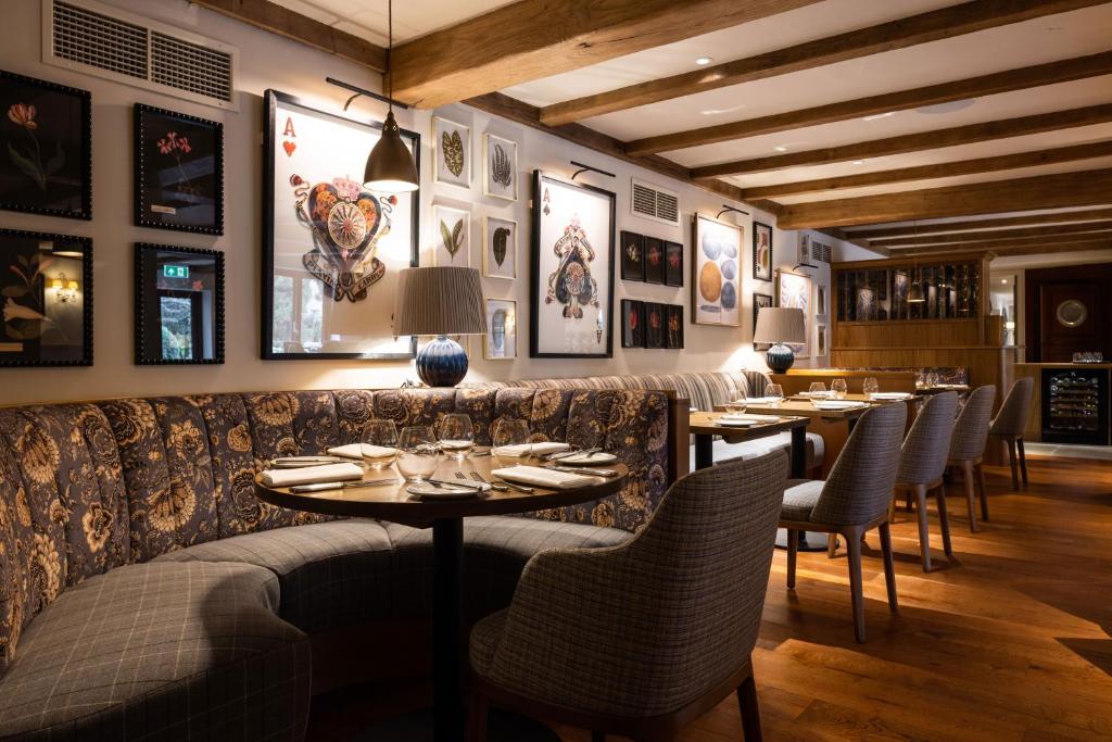 Greenhills Country Hotel — Restaurant & bars in Trinity