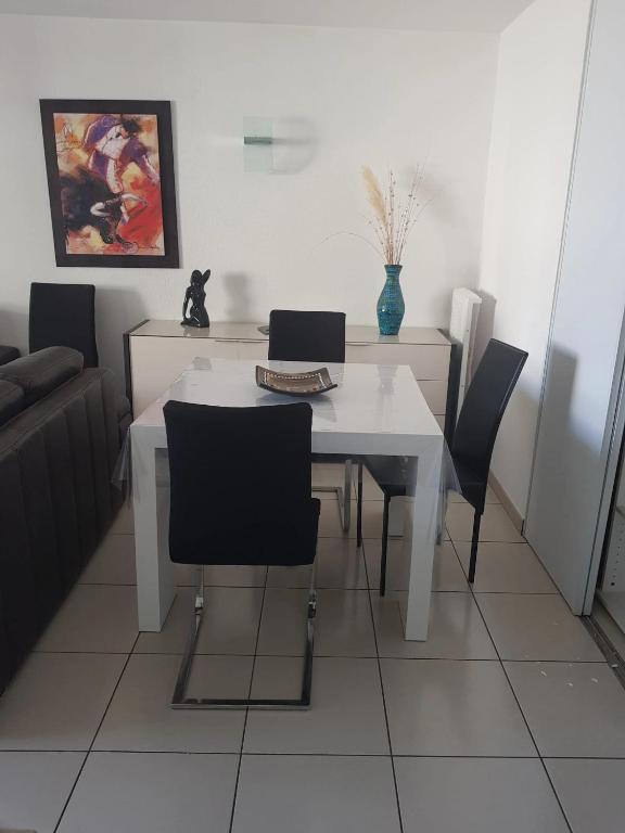 Appartement spacieux à Agde avec piscine partagée 68 m² - 4