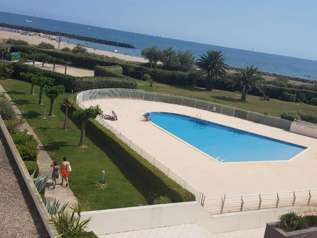 Appartement spacieux à Agde avec piscine partagée 68 m² - 1