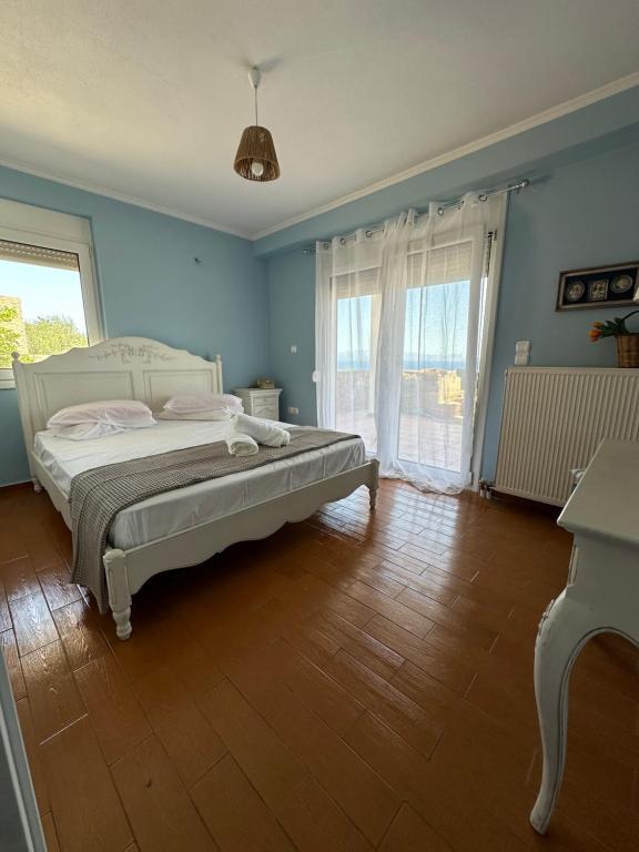 Lemon & Lavender, Chios