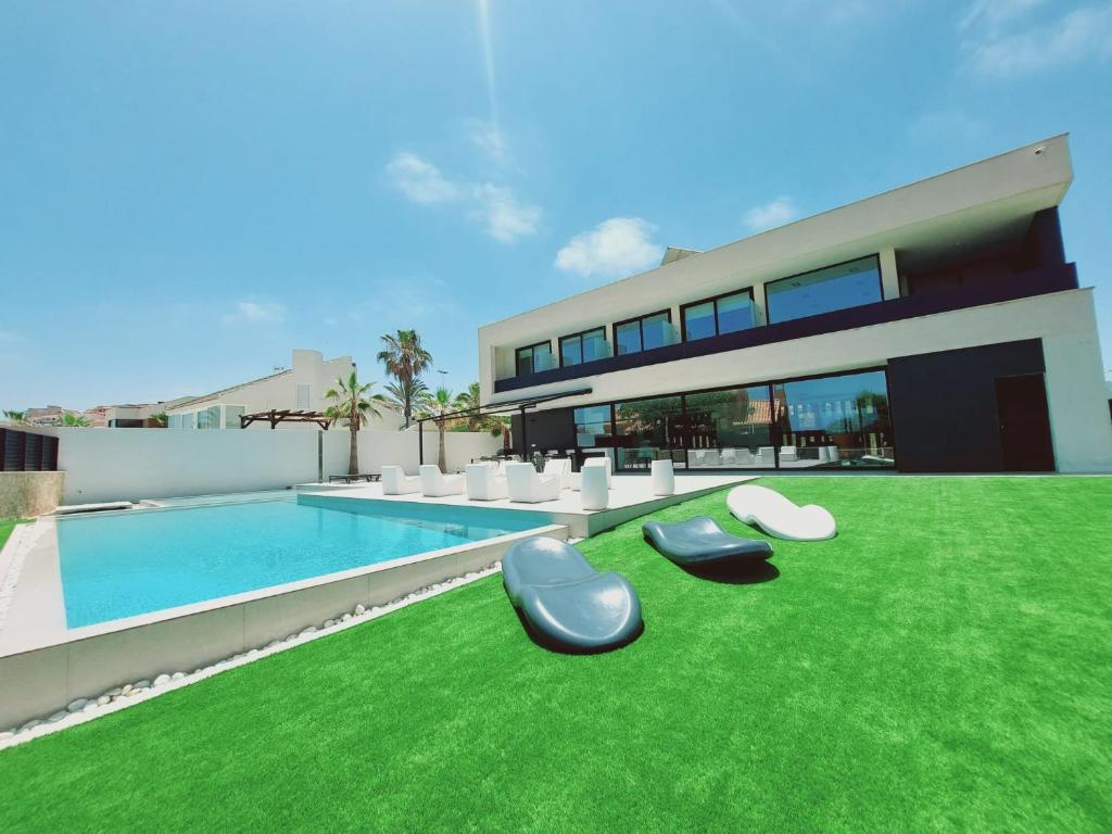 Inmovecos Villa de lujo con piscina privada Gawy - 4