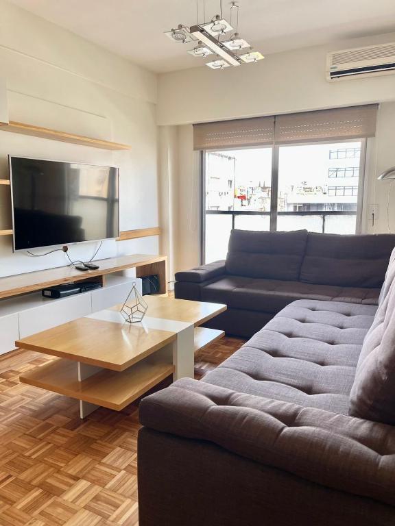 Estratégico apartamento a metros de Teatro Colón - 1