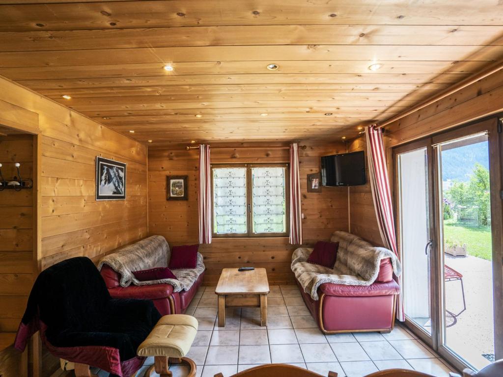 Chalet spacieux à Châtel - 3 chambres, 9 personnes, parking dispo - FR-1-676-124 - 2
