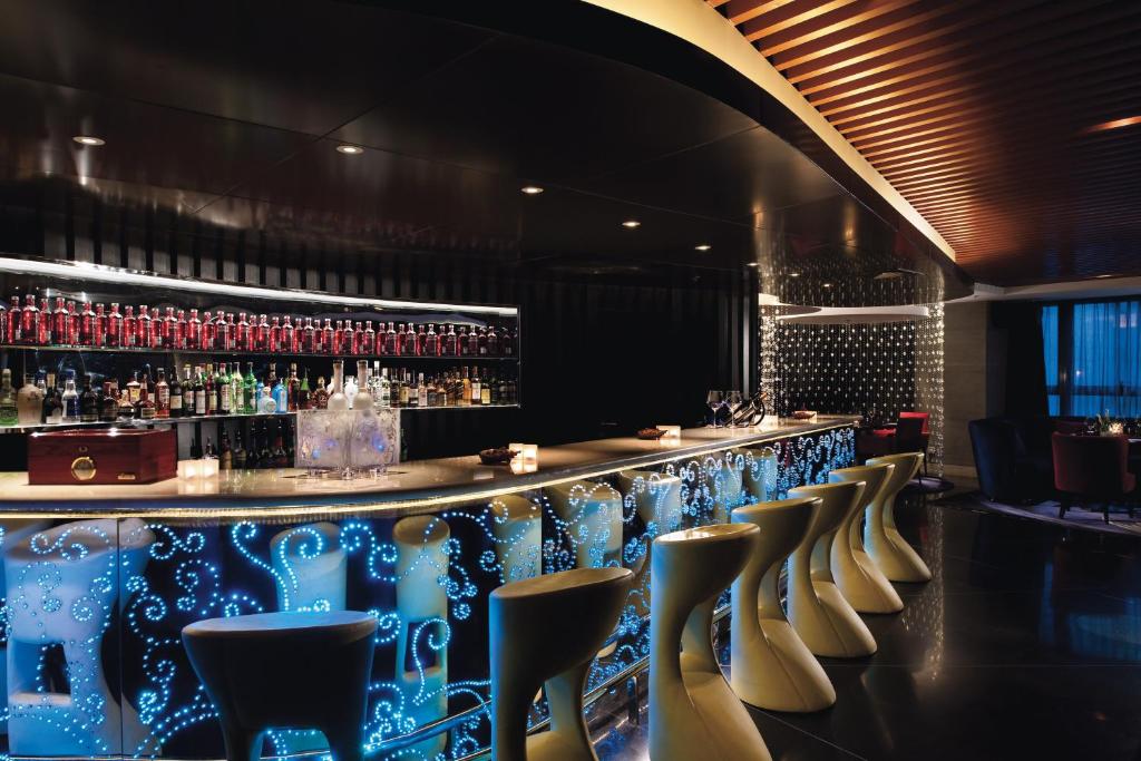 Bar/lounge