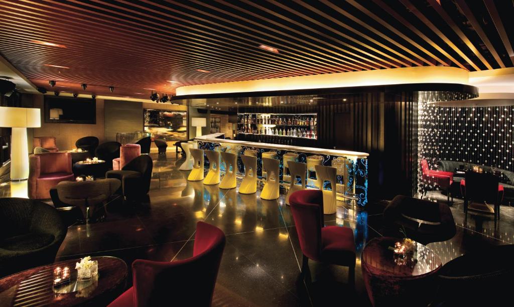 Bar/lounge