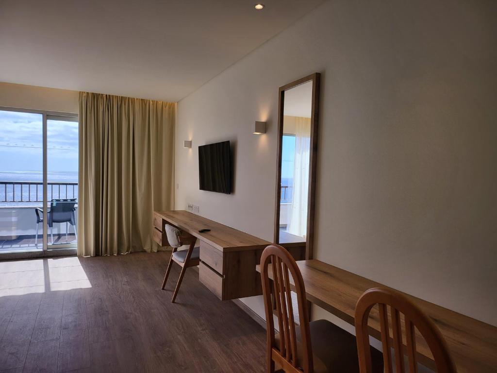 Hotel Royal Orchid — Hotel rooms in Caniço, Madeira