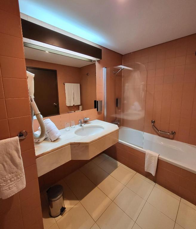 Hotel Cais da Oliveira — Hotel rooms in Caniço, Madeira