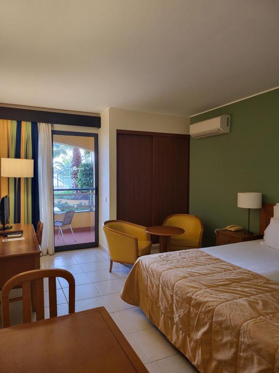 Hotel Cais da Oliveira — Hotel rooms in Caniço, Madeira
