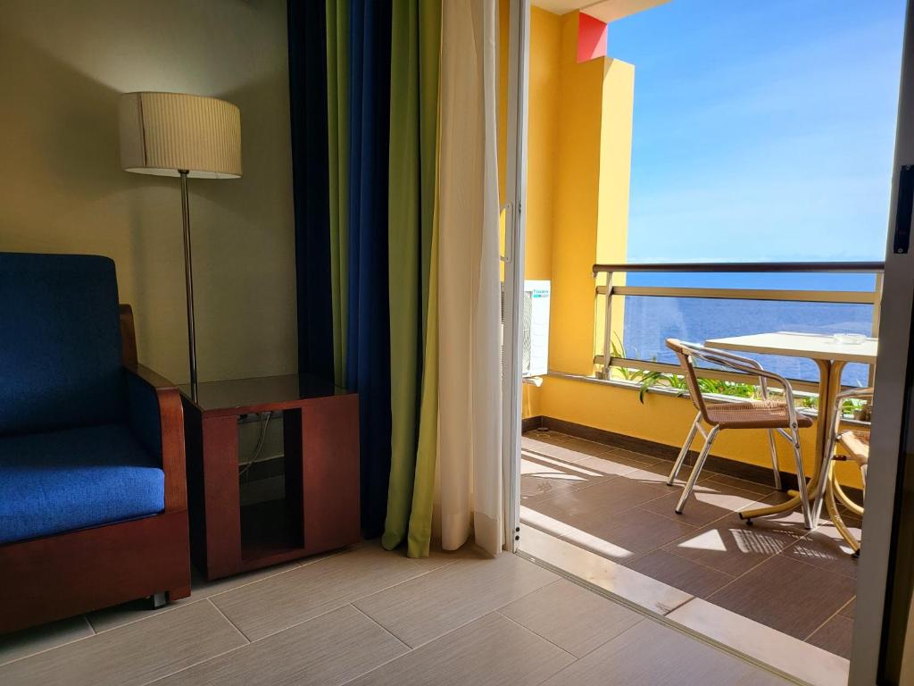 Hotel Cais da Oliveira — Hotel rooms in Caniço, Madeira