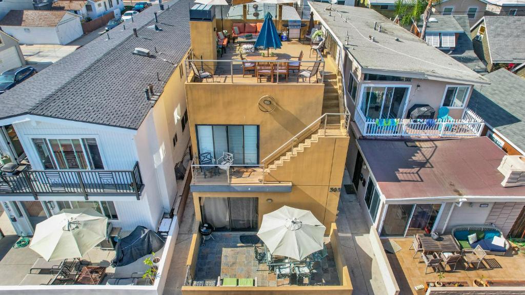 4 Bedrooms, Newport Beach