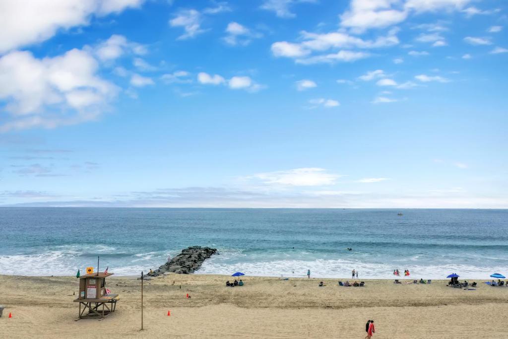 4805 Seashore Dr B, Newport Beach