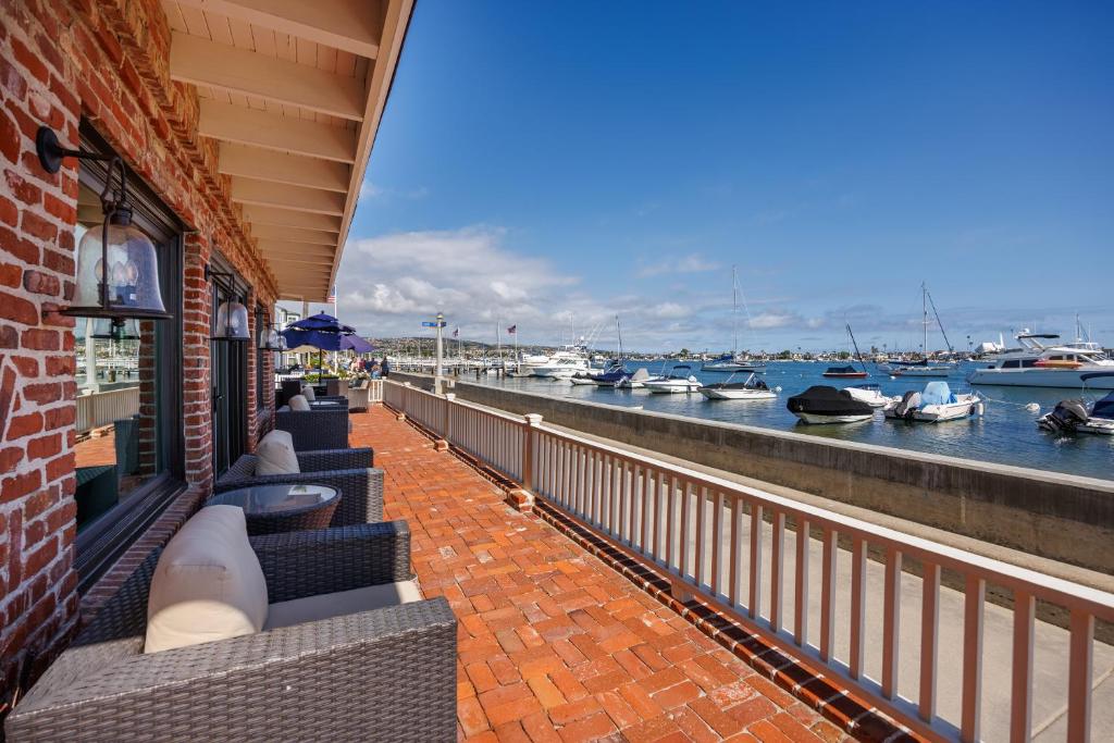 608 S Bayfront, Newport Beach