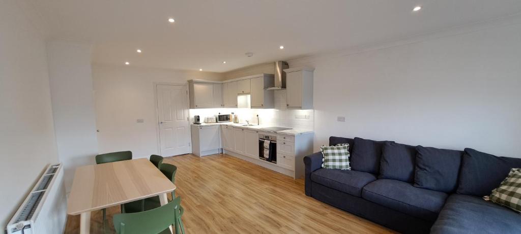 Modern, spacious one bed flat in heart of Monmouth, Monmouth