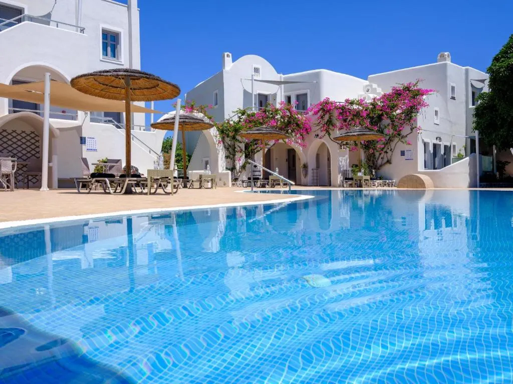 Smaragdi, Hotel in Perivolos