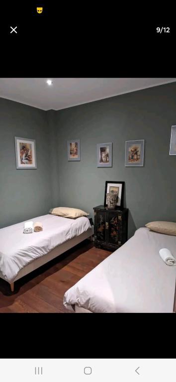 2 bed 16th Arrondissement Trocadero Apartment for6 - 2