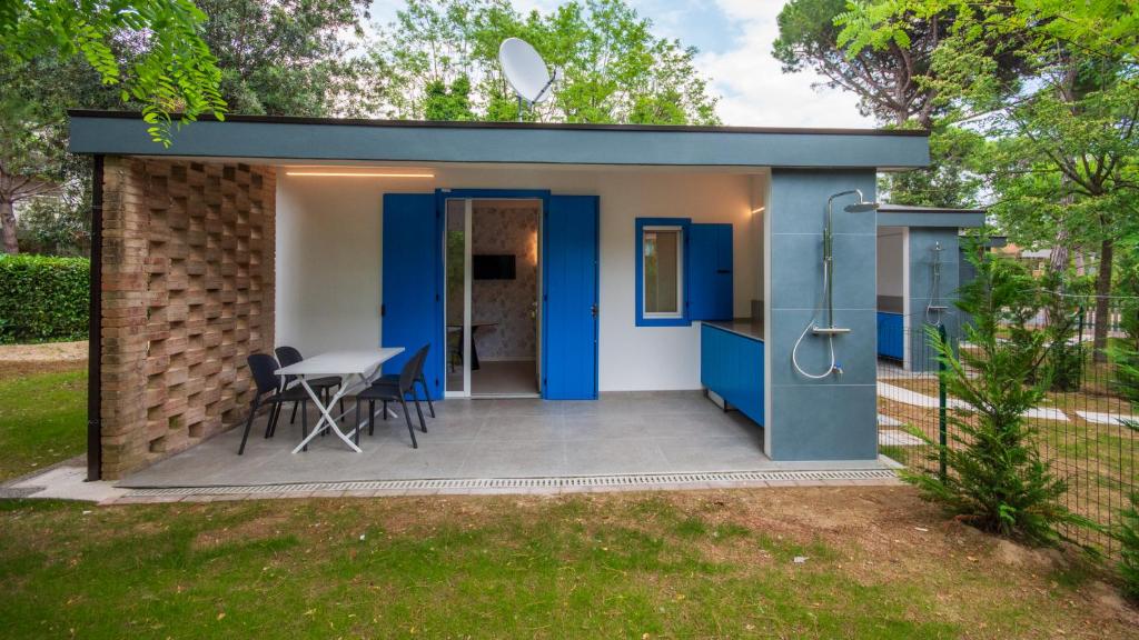 Tiny House - 1