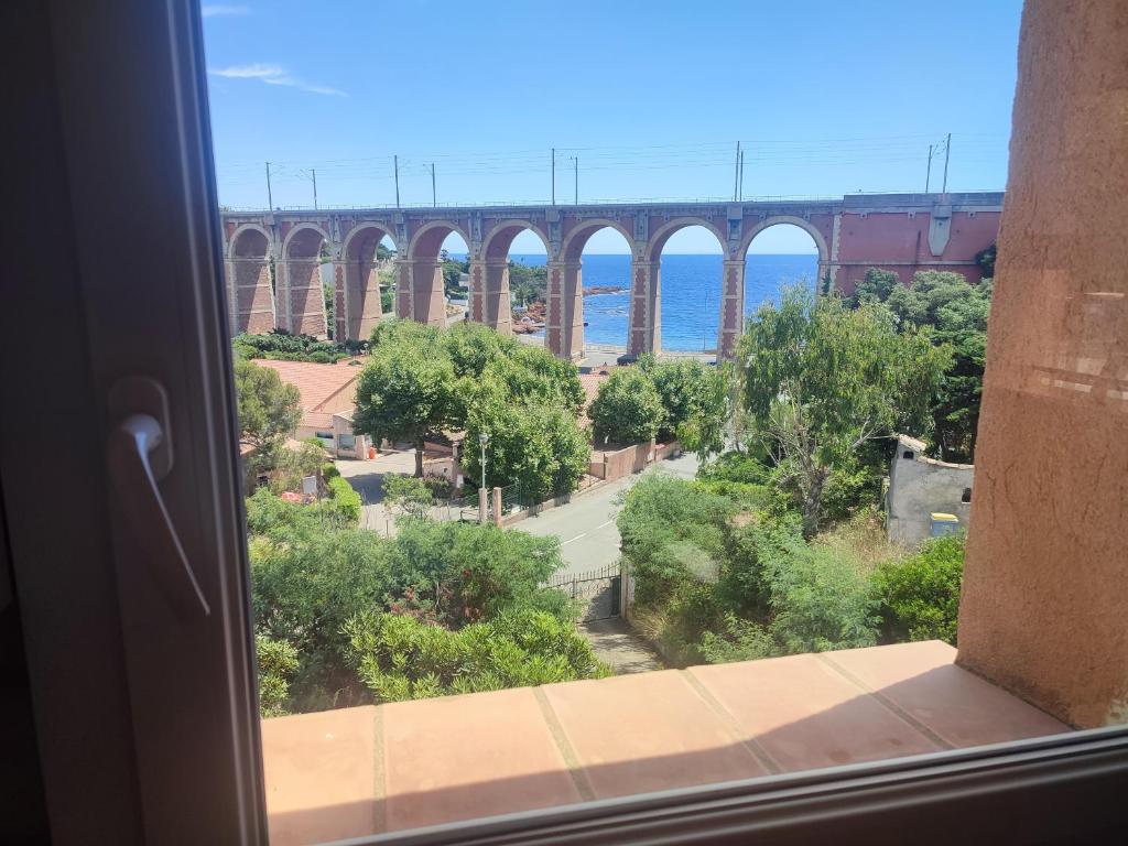 villa Esterel calme et proche de la mer,VTT et randonnées - 1