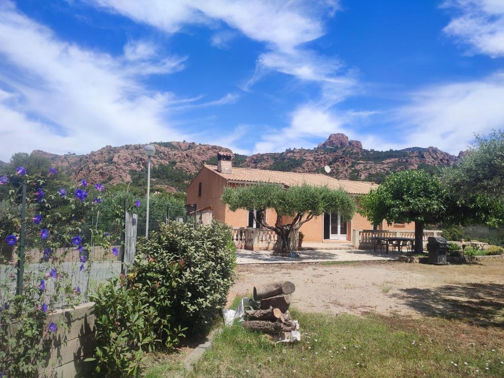 villa Esterel calme et proche de la mer,VTT et randonnées - 2