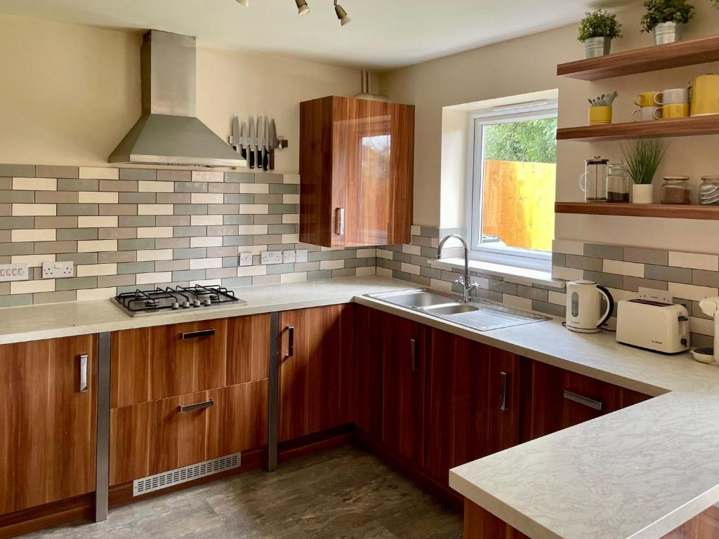 3 Bed House near York Centre with Off-Road Parking photo 3