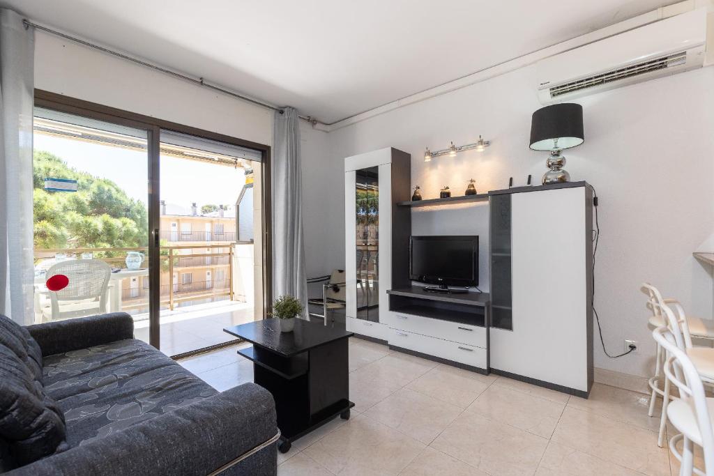 UHC Txingudi Family Apartments - 4
