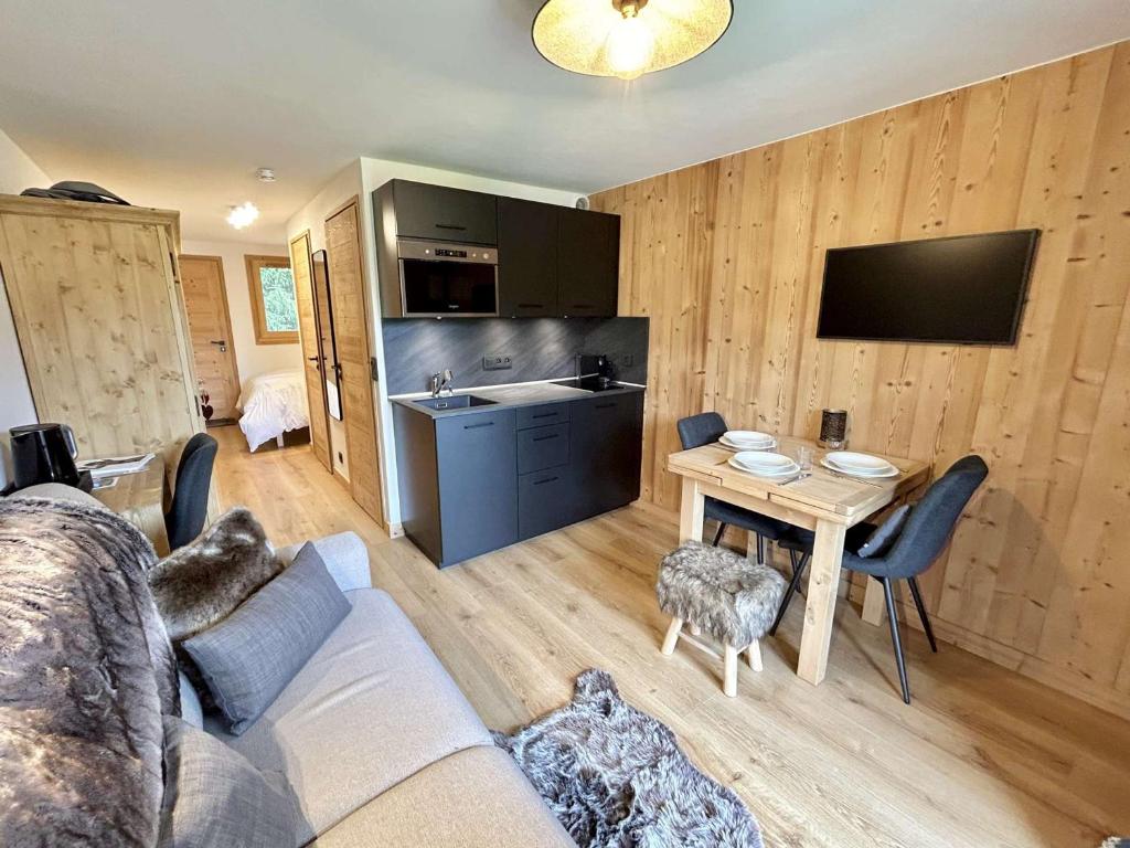 Charmant studio avec balcon exposé sud, casier à skis et parking, proche des pistes à Demi-Quartier - FR-1-597-175, Demi-Quartier