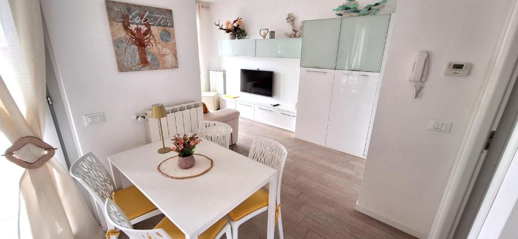 Residence Olivi - Panorama Lake View, Pool, Terrace, Garden, Wifi - 4