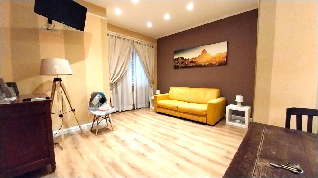 Nice Apartment with Balcon - 2