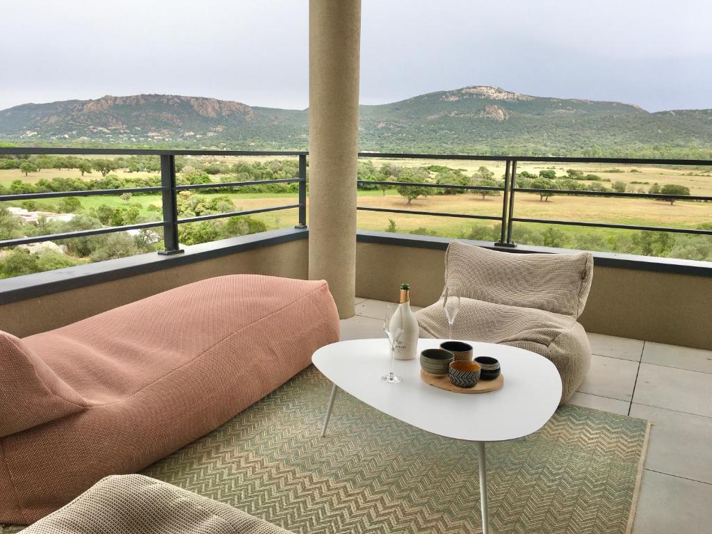 porto vecchio vue mer et montagne, Porto-Vecchio