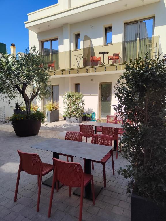 11 Catalani Rooms - 4
