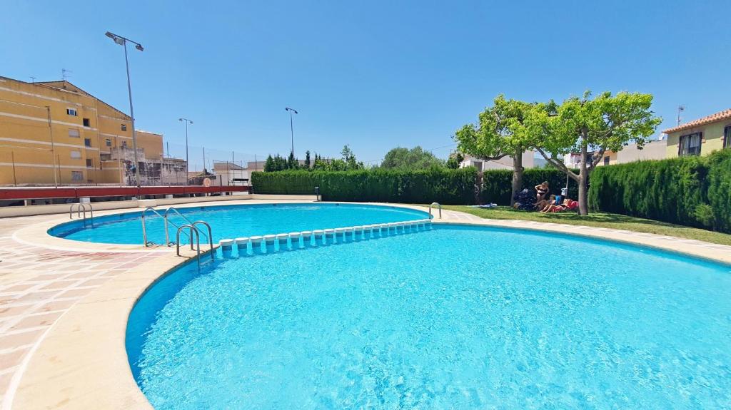 JARDINES I y II - GANDIA - Alquiler solo a familias - 2