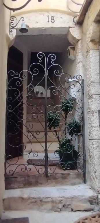 F2 Vieux Village Roquebrune Cap Martin RCM - 3