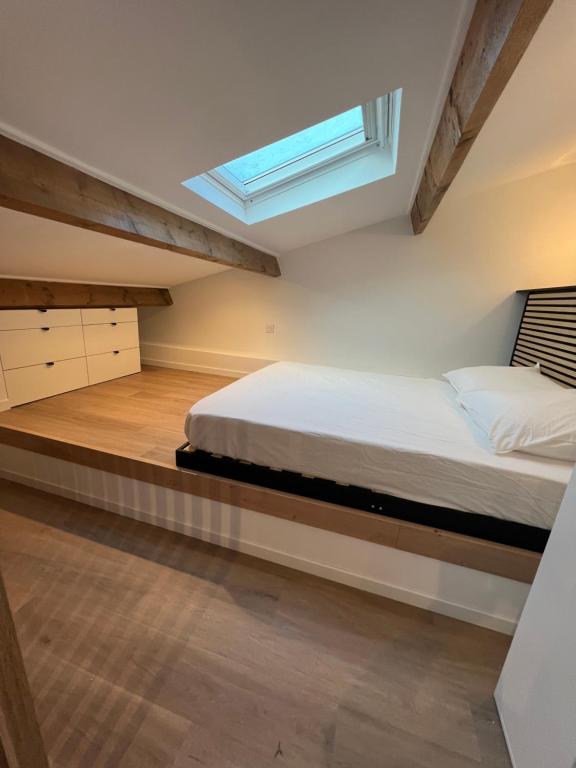 Magnifique Studio duplex,150 mt de la plage et centre ville,clime,wifi - 5