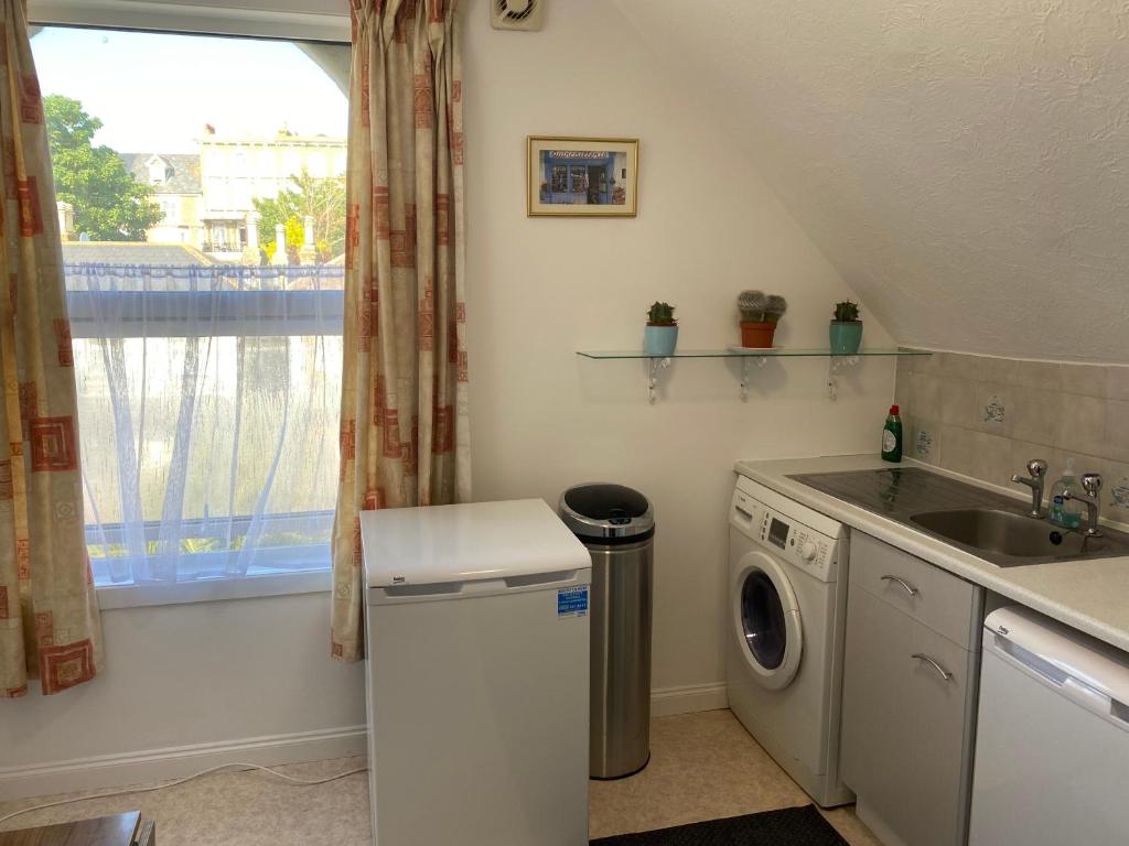 Beach View Apartments, Margate photo 8